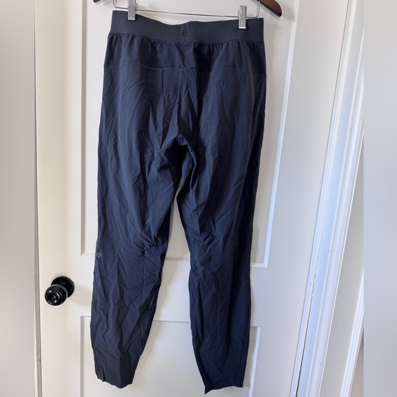 Lululemon* In Mind Pant - Picture 5 of 7
